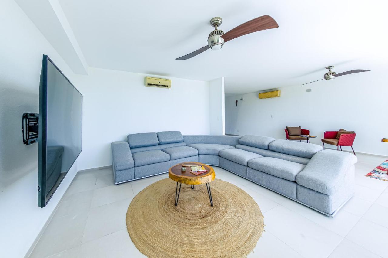 Beachfront Luxury Apartments Cancún Kültér fotó