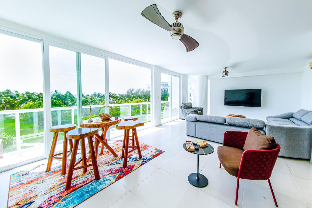 Beachfront Luxury Apartments Cancún Kültér fotó